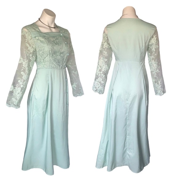 v i n t a g e :: Romantic Floral Lace Embroidered Sheer Maxi Dress - Picture 5 of 16